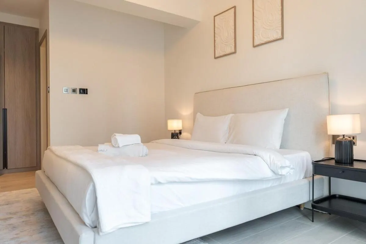 Spacious 2 Bedroom Apartment In Jumeirah Lake Towers Modern Comfort In A Prime Location Dubai