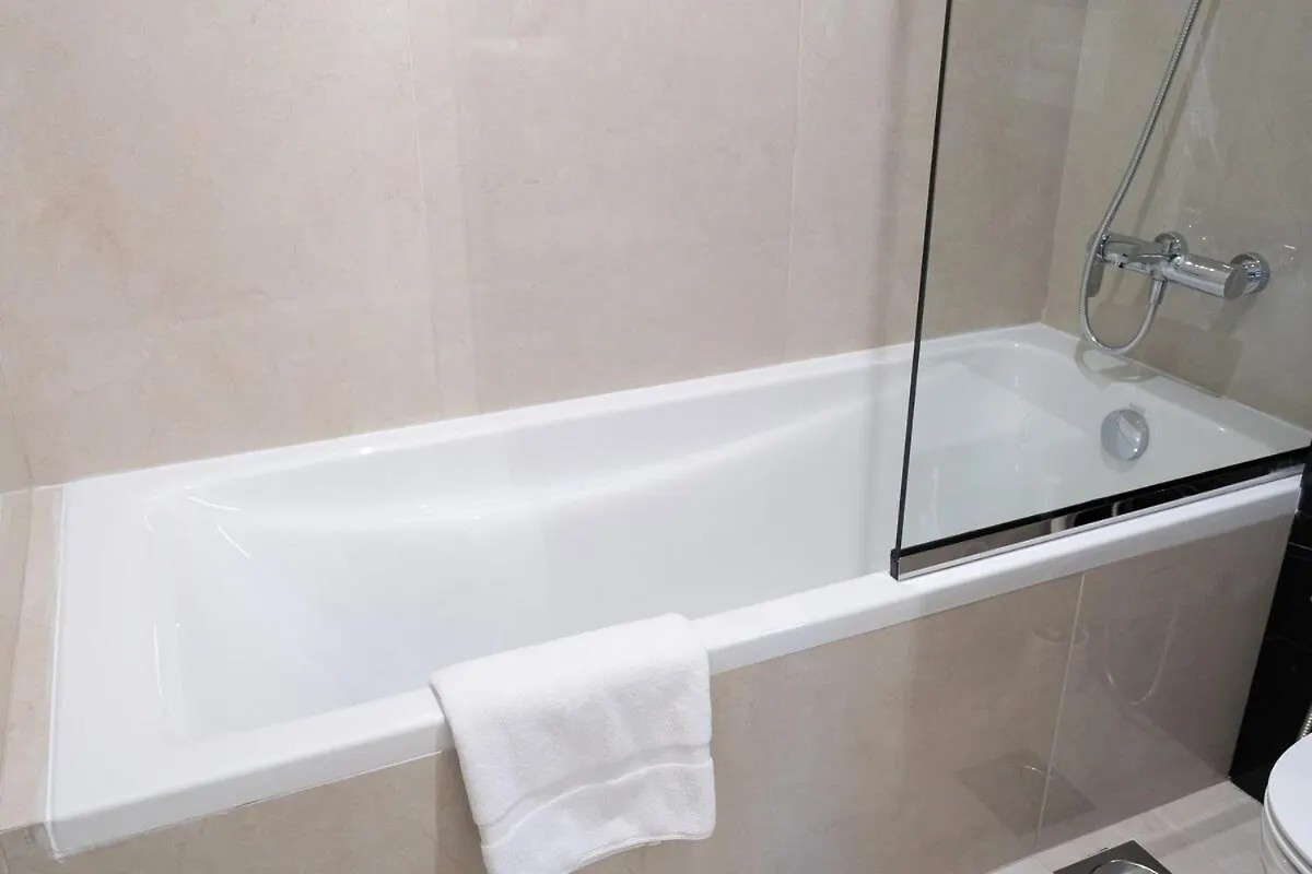 Spacious 2 Bedroom Apartment In Jumeirah Lake Towers Modern Comfort In A Prime Location Dubai