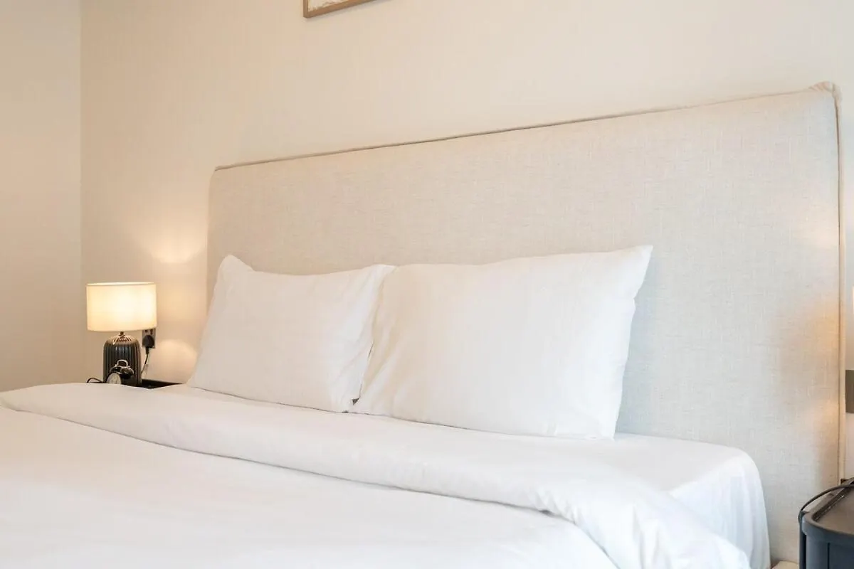 Spacious 2 Bedroom Apartment In Jumeirah Lake Towers Modern Comfort In A Prime Location Dubai